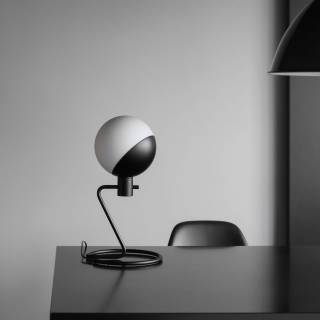 Lampe de table BA-T / H. 46,5 cm / Noir