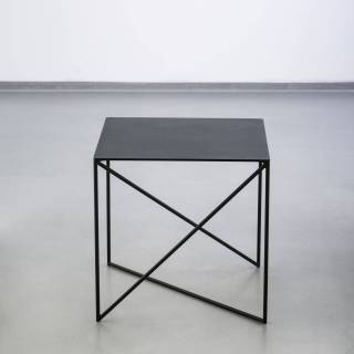 Table d'appoint DOT / L. 40 ou 70 cm / Noir