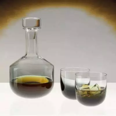 Décanteur à whisky TANK / Verre / Noir / Tom Dixon
