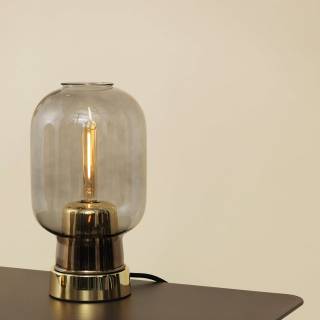 Lampe à poser AMP / Hauteur 26,5 cm / Verre - Laiton / Fumé / Normann Copenhagen