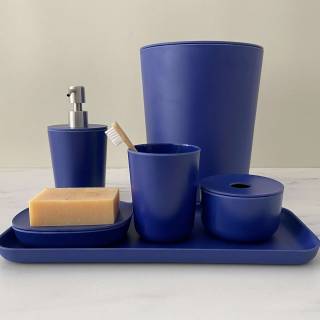Distributeur savon BANO / ø 8,5 x 17,5 cm / Bambou / Bleu Royal / Ekobo