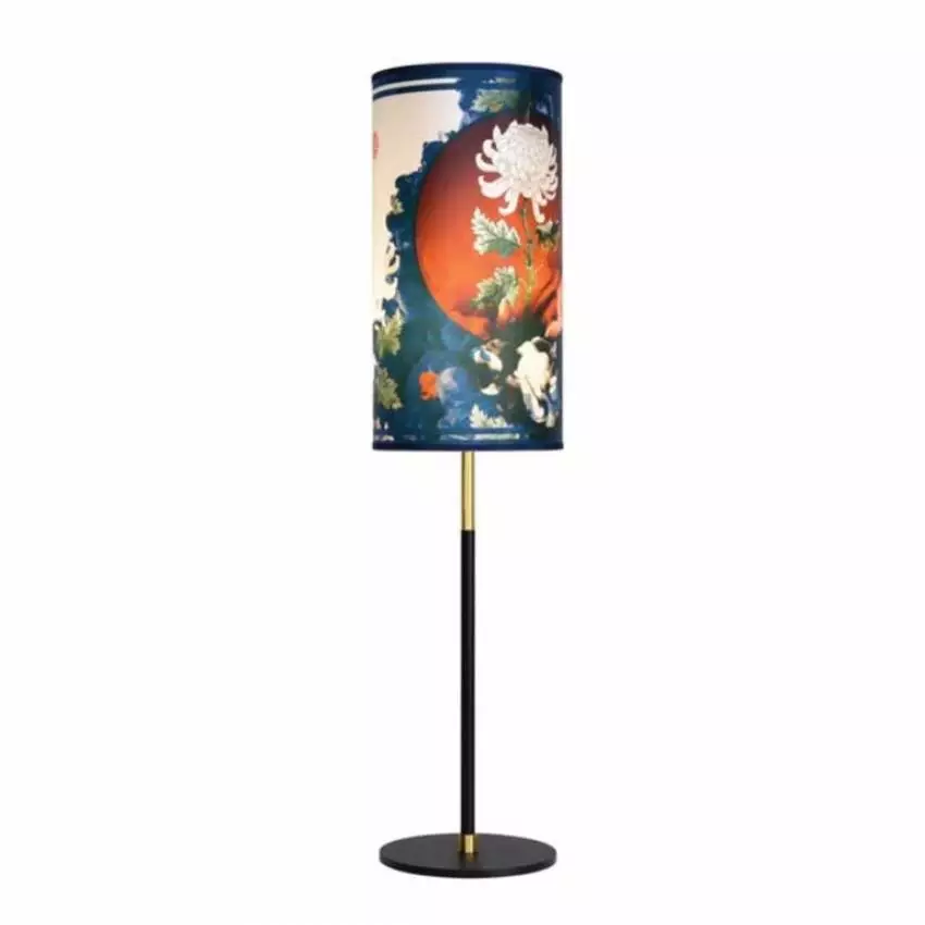 Lampe de table DAME DE PIQUE MONONOKÉ / H. 80 cm - Ø 19 cm / Tissu / Blanc Bleu Rouge / Un autre Regard