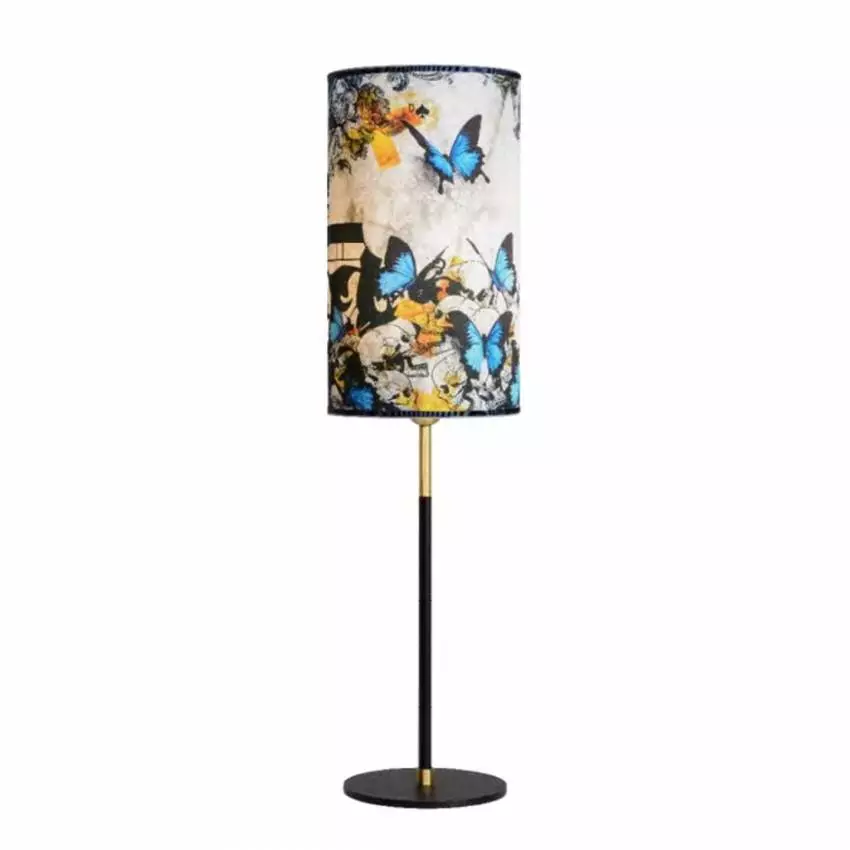 Lampe de table DAME DE PIQUE AMOR FATI / H. 80 cm - Ø 19 cm / Tissu / Blanc Bleu Jaune / Un autre Regard