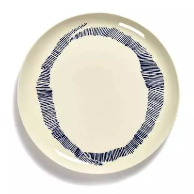 Assiette plate FEAST L / Ø. 26,5 cm / Porcelaine / Blanc - Bleu