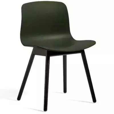 Chaise ABOUT A CHAIR AAC12 / Vert - Pieds chêne teinté noir - HAY