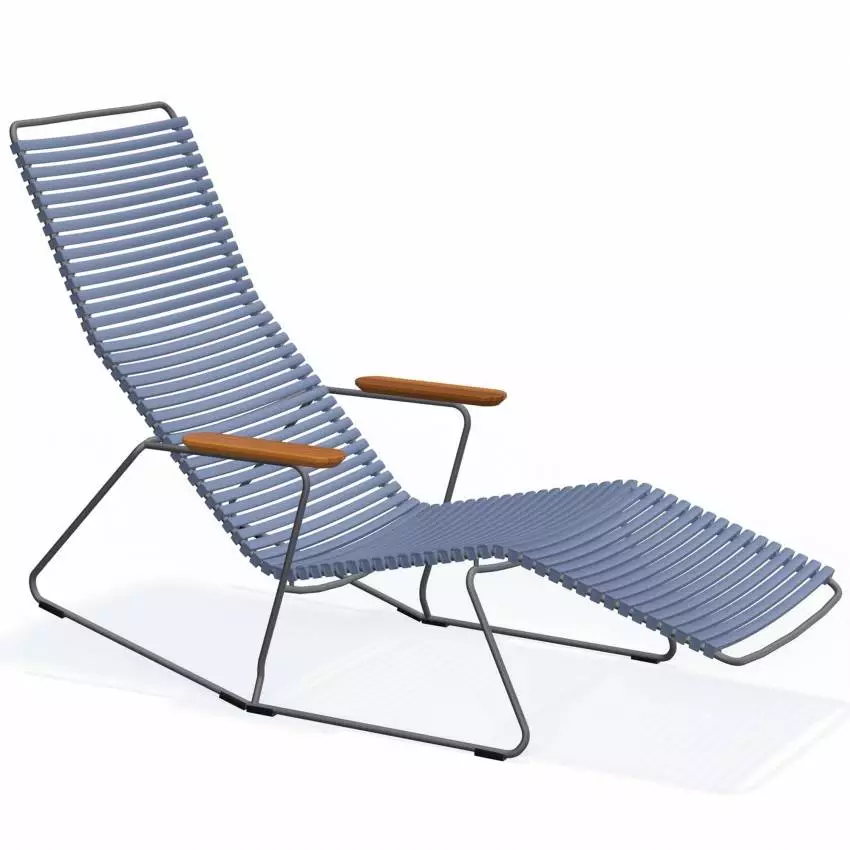Chaise longue CLICK / L. 1,51 m / Accoudoirs en Bambou / Plastique / Bleu Pigeon / Houe